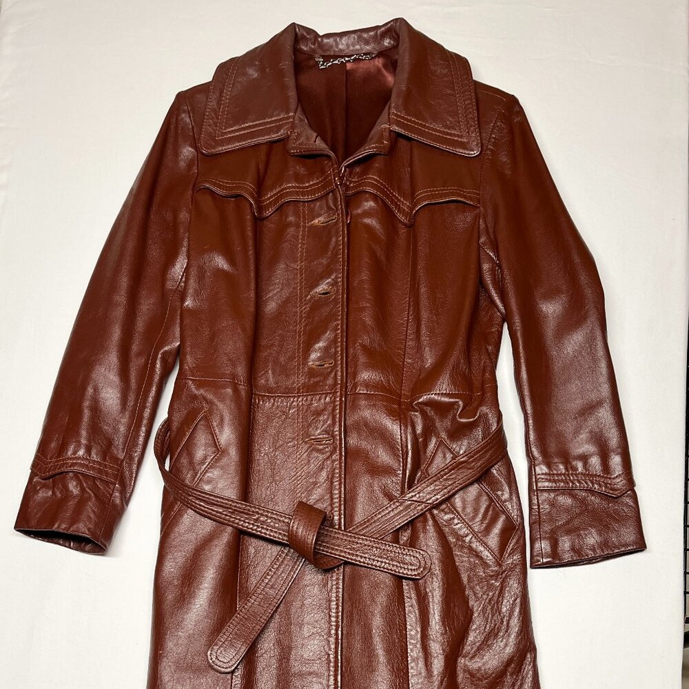 1970s Vintage Women's Suede Leather Coat